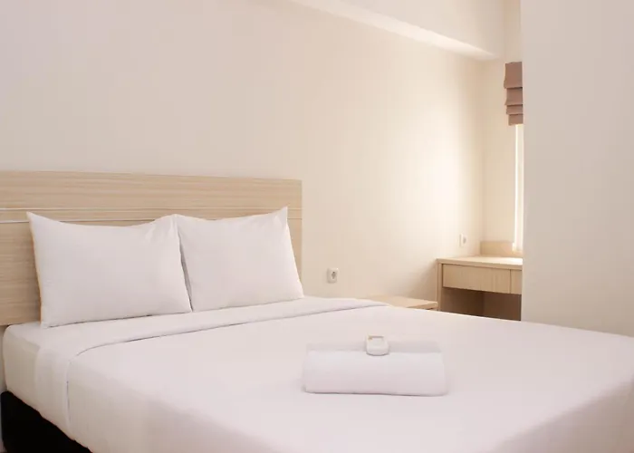 Nice And Comfy 2Br Springlake Apartment Near Summarecon Bekasi By Travelio