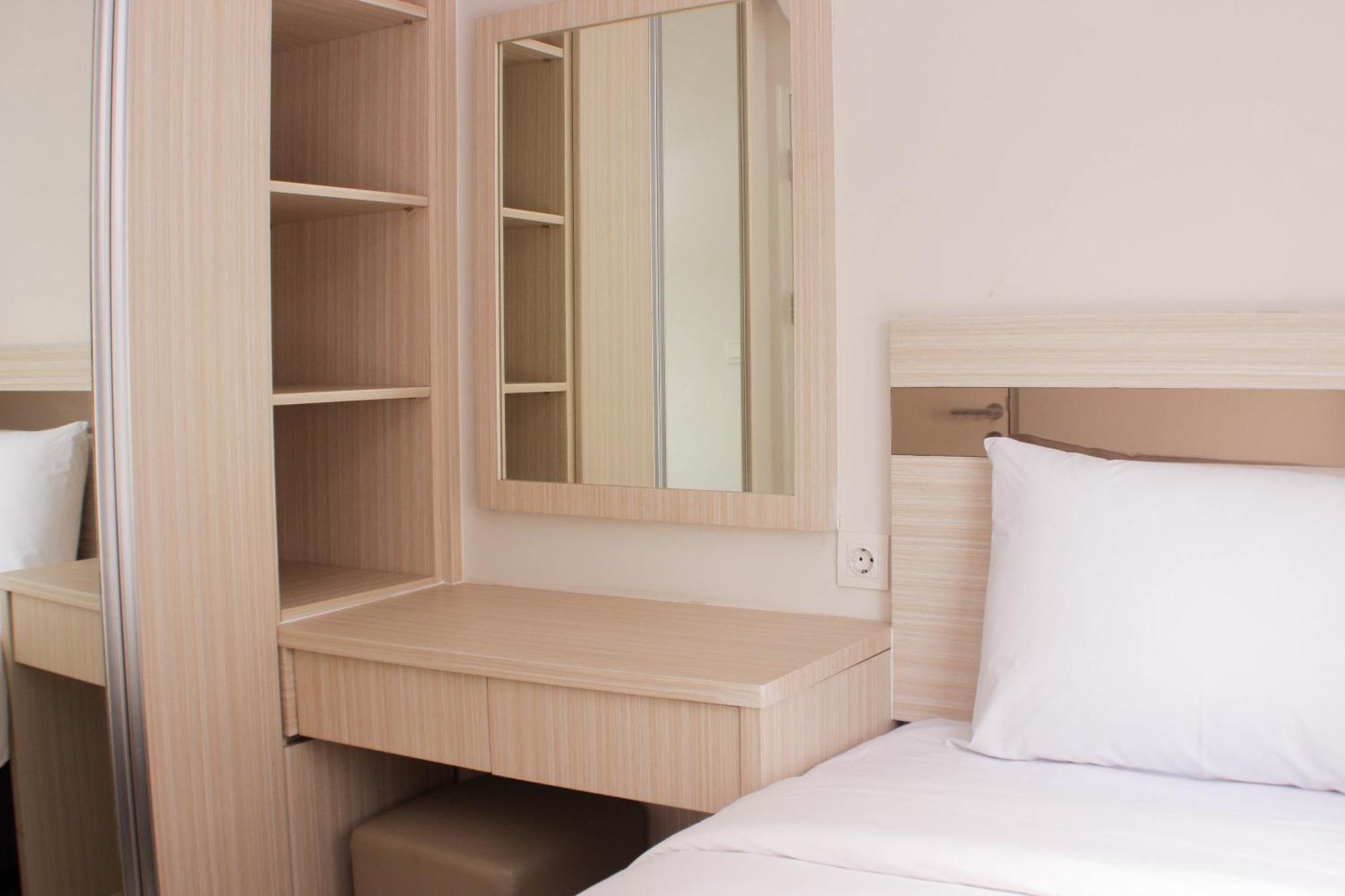 Apartemen And Comfy 2br Springlake Near Summarecon By Travelio *