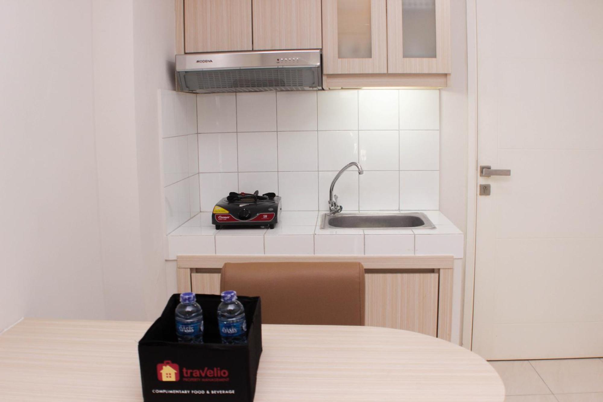 Apartemen And Comfy 2br Springlake Near Summarecon By Travelio Bekasi