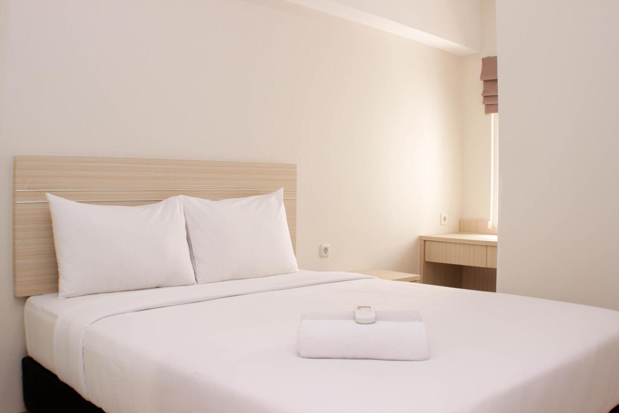 And Comfy 2br Springlake Near Summarecon By Travelio